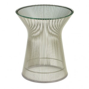 Platner side table. Photographer: Michael Cullen. Courtesy of Knoll, Inc.