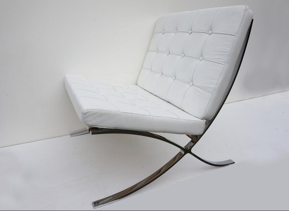 White leather Barcelona Chair available from Pamono