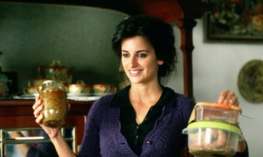 Penelope Cruz with Tupperware