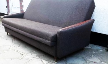 sofa-from-dresd-film-prop-shop