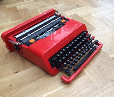 Valentine typewriter from The Little Irish Shop on Etsy