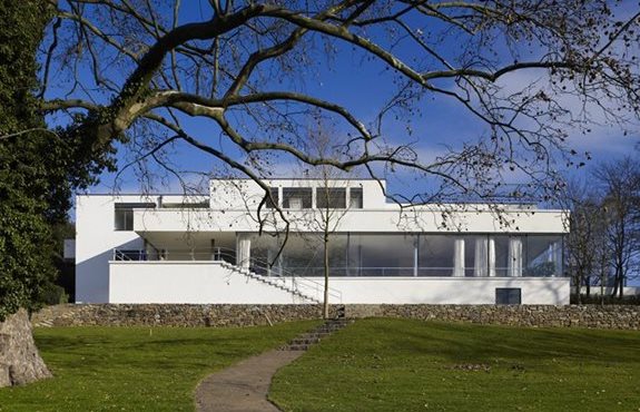 Villa Tugendhat exterior designed by Ludwig Mies van der Rohe-re-bruce-waynes-house