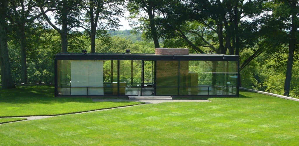 Philip Johnson Glass House exterior