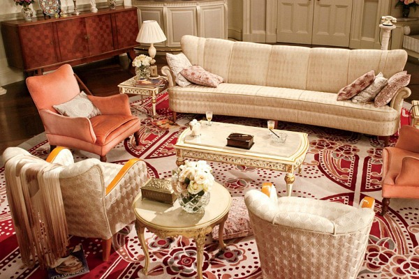 photo-2-tom-and-daisy-sitting-room-set-design-of-the-Great-Gatsby