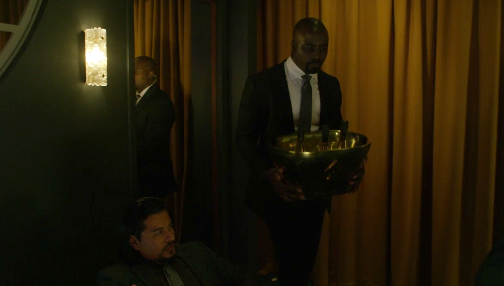 luke-cage-film-set-design-cottonmouth-club-balcony-wall-sconce